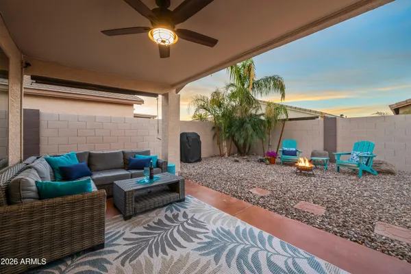 Property Slideshow image 3 of 40 | 3590 e gleneagle pl, Chandler, AZ, 85249