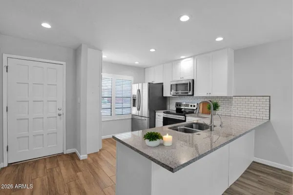 Property Slideshow image 2 of 37 | 508 s palo verde way, Mesa, AZ, 85208