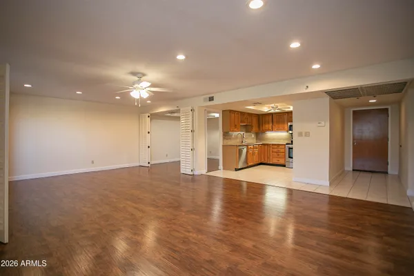 Property Slideshow image 3 of 34 | 7840 e camelback rd unit 311, Scottsdale, AZ, 85251