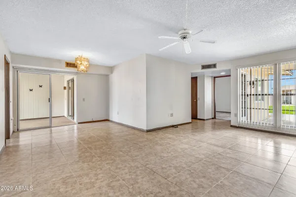 Property Slideshow image 2 of 32 | 10737 w santa fe dr, Sun City, AZ, 85351