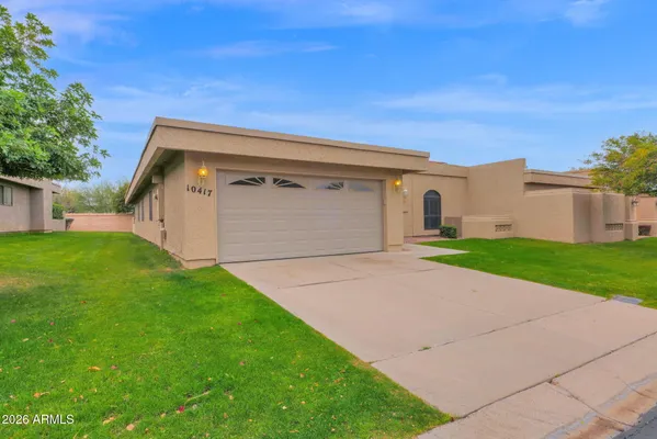 Property Slideshow image 2 of 38 | 10417 e cinnabar ave, Scottsdale, AZ, 85258