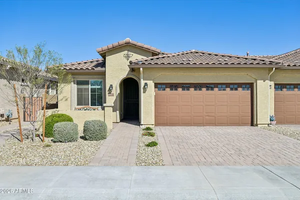 Property Slideshow image 2 of 61 | 17150 w fallen leaf ln, Surprise, AZ, 85387