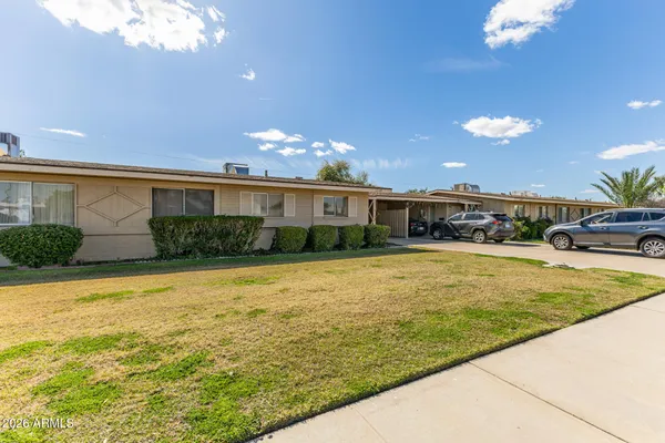 Property Slideshow image 3 of 30 | 10511 w clair dr, Sun City, AZ, 85351