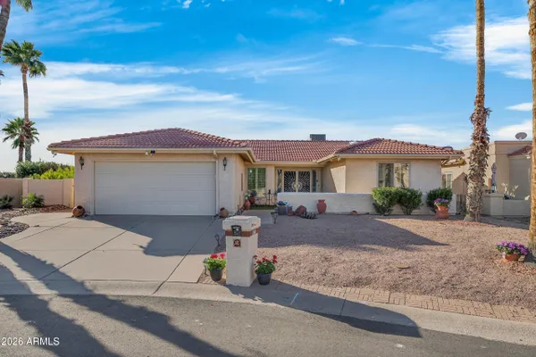 Property Slideshow image 2 of 38 | 10723 e navajo pl, Sun Lakes, AZ, 85248