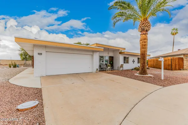 Property Slideshow image 3 of 39 | 11074 w winchester dr, Sun City, AZ, 85351