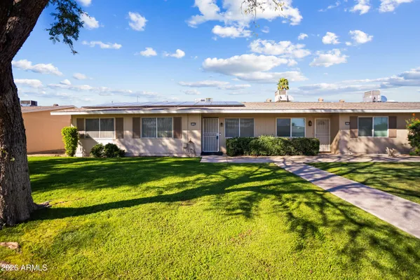 Property Slideshow image 2 of 25 | 11120 w desert butte dr, Sun City, AZ, 85351