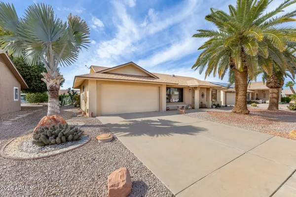 Property Slideshow image 2 of 42 | 18014 n 136th ave, Sun City West, AZ, 85375