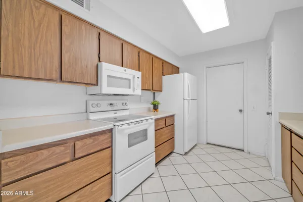 Property Slideshow image 3 of 15 | 16828 n 108th ave, Sun City, AZ, 85351