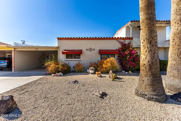 Property Slideshow image 2 of 46 | 4748 n 75th pl, Scottsdale, AZ, 85251