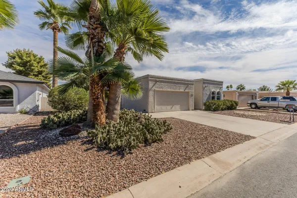 Property Slideshow image 2 of 35 | 25455 s truro dr, Sun Lakes, AZ, 85248