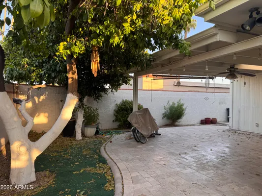 Property Slideshow image 3 of 64 | 7660 e highland ave, Scottsdale, AZ, 85251