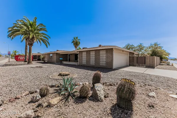 Property Slideshow image 3 of 29 | 6009 e boise st, Mesa, AZ, 85205
