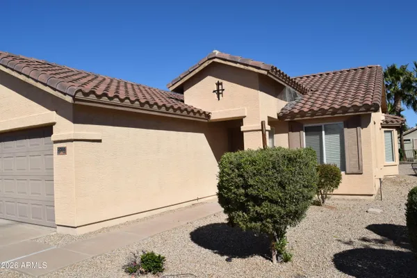 Property Slideshow image 3 of 21 | 2388 e valencia dr, Casa Grande, AZ, 85194