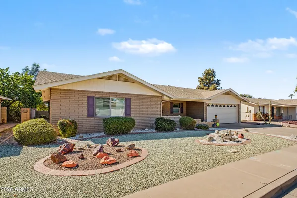 Property Slideshow image 2 of 30 | 5029 e farmdale ave, Mesa, AZ, 85206
