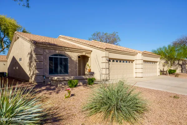 Property Slideshow image 2 of 17 | 2101 s yellow wood -- 71, Mesa, AZ, 85209