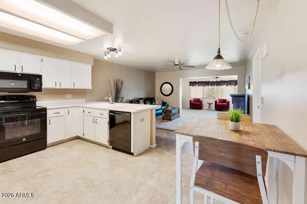 Property Slideshow image 3 of 40 | 8020 e keats ave 301, Mesa, AZ, 85209