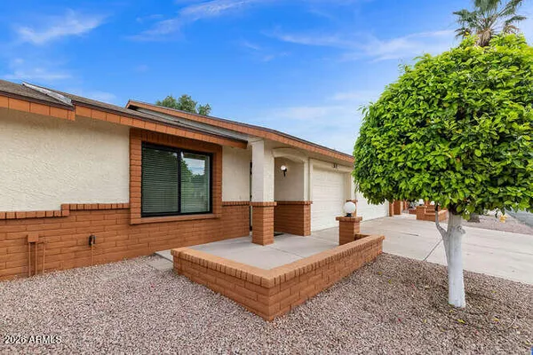 Property Slideshow image 2 of 40 | 8020 e keats ave 301, Mesa, AZ, 85209