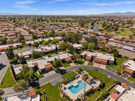 Property Slideshow image 3 of 36 | 9827 w topeka dr, Peoria, AZ, 85382