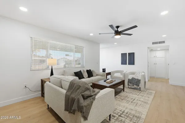 Property Slideshow image 3 of 19 | 10259 w el dorado dr, Sun City, AZ, 85351