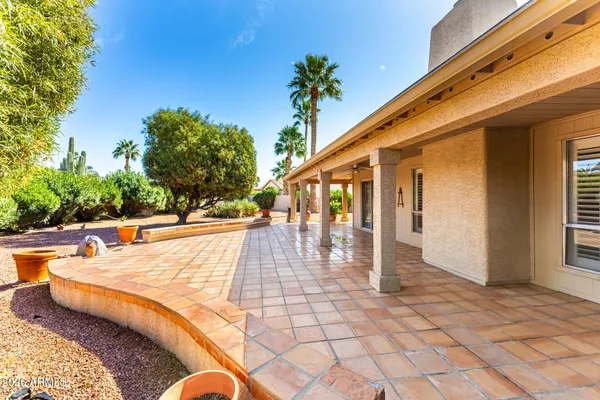 Property Slideshow image 2 of 29 | 10430 e regal dr, Sun Lakes, AZ, 85248