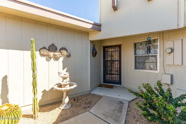 Property Slideshow image 3 of 39 | 17218 n 106th ave, Sun City, AZ, 85373