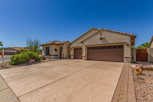 Property Slideshow image 3 of 37 | 5150 n blythe ct, Eloy, AZ, 85131