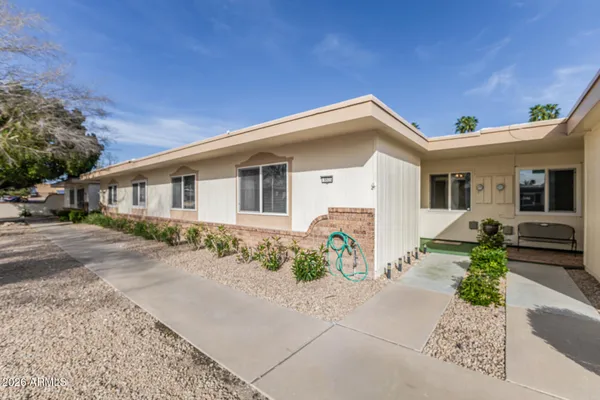 Property Slideshow image 3 of 46 | 9935 w hutton dr, Sun City, AZ, 85351