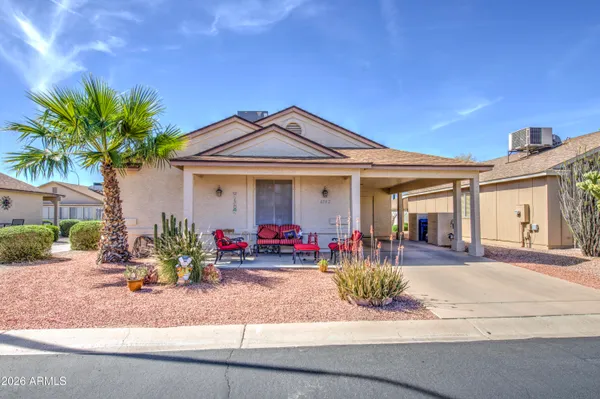 Property Slideshow image 3 of 32 | 6542 s sawgrass dr, Chandler, AZ, 85249