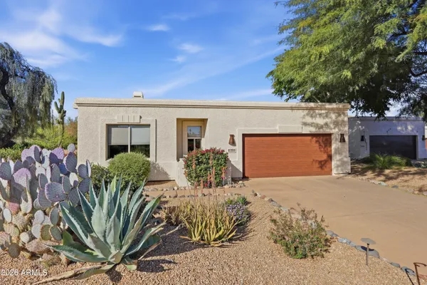 Property Slideshow image 3 of 58 | 18602 e amarado cir, Rio Verde, AZ, 85263