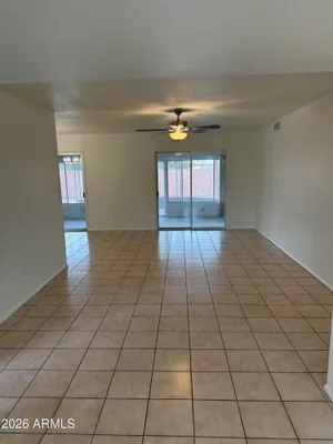 Property Slideshow image 2 of 16 | 10332 w wininger cir, Sun City, AZ, 85351