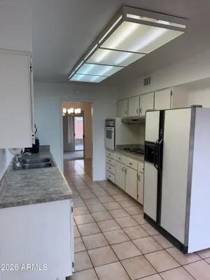 Property Slideshow image 3 of 16 | 10332 w wininger cir, Sun City, AZ, 85351