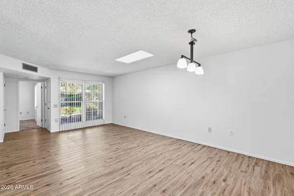 Property Slideshow image 3 of 33 | 17035 n 107th ave, Sun City, AZ, 85373