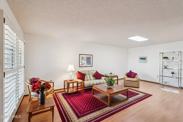 Property Slideshow image 2 of 47 | 17203 n pinion ln, Sun City, AZ, 85373