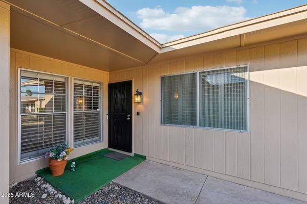 Property Slideshow image 3 of 47 | 17203 n pinion ln, Sun City, AZ, 85373