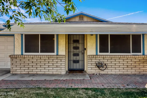 Property Slideshow image 2 of 20 | 10317 n 97th dr a, Peoria, AZ, 85345