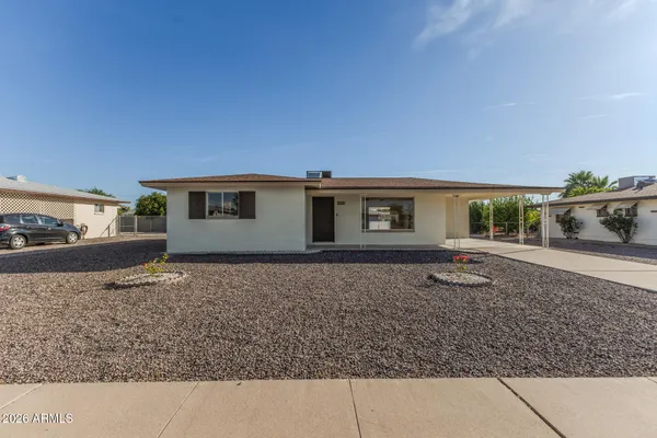 Property Slideshow image 2 of 17 | 5325 e des moines st, Mesa, AZ, 85205