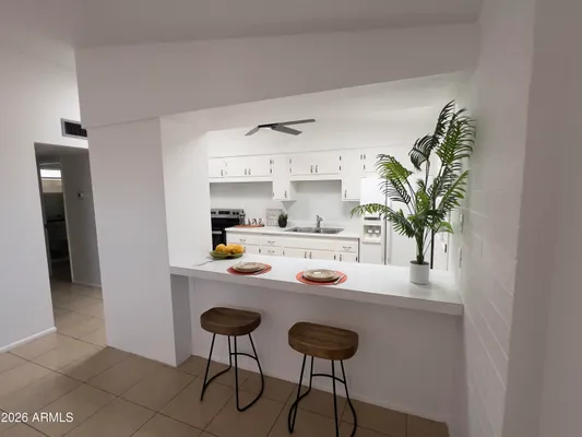 Property Slideshow image 3 of 9 | 10376 w oakmont dr, Sun City, AZ, 85351