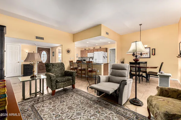 Property Slideshow image 2 of 29 | 10722 w sequoia dr, Sun City, AZ, 85373