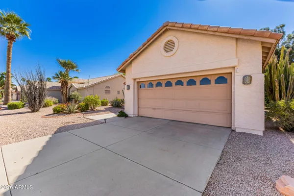 Property Slideshow image 3 of 30 | 9417 e cedar waxwing dr, Sun Lakes, AZ, 85248