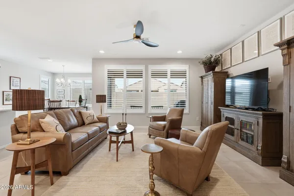 Property Slideshow image 3 of 59 | 7674 w cactus wren way, Florence, AZ, 85132