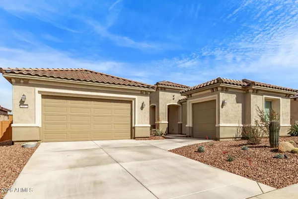 Property Slideshow image 2 of 33 | 26972 w kerry ln, Buckeye, AZ, 85396
