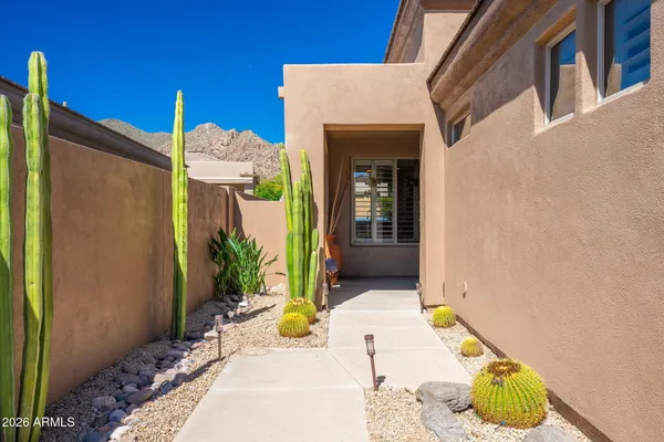 Property Slideshow image 3 of 53 | 6852 e whispering mesquite trl, Scottsdale, AZ, 85266
