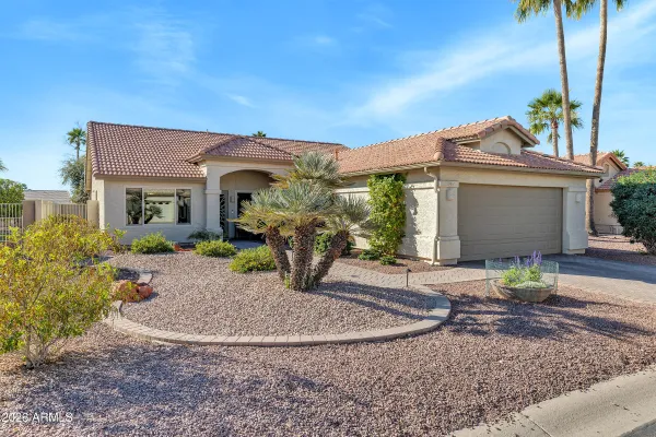 Property Slideshow image 2 of 41 | 9421 e jadecrest dr, Sun Lakes, AZ, 85248