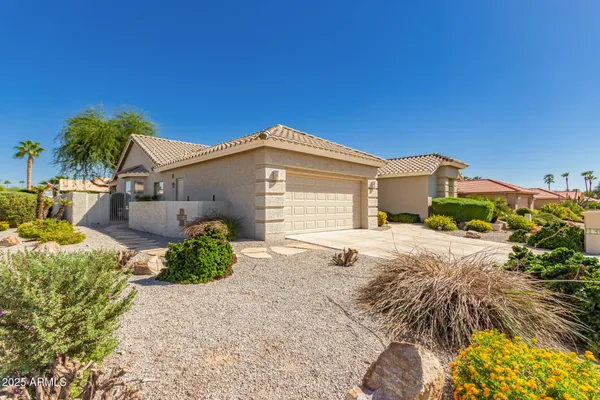 Property Slideshow image 2 of 56 | 23801 s dobson dr, Sun Lakes, AZ, 85248