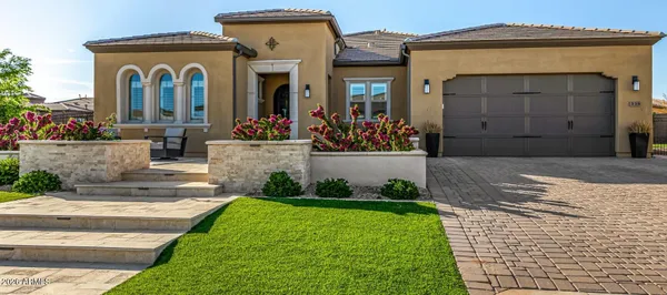 Property Slideshow image 3 of 32 | 338 e bittercress ave, Queen Creek, AZ, 85140