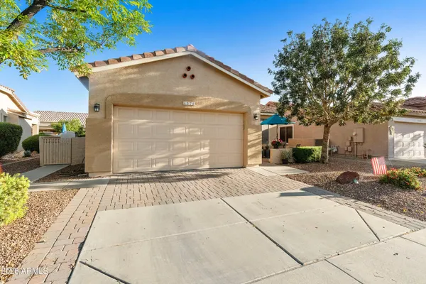 Property Slideshow image 3 of 48 | 4574 e mia ln, Gilbert, AZ, 85298
