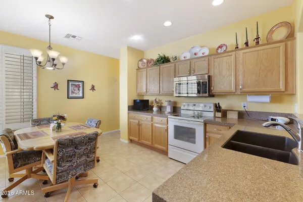 Property Slideshow image 2 of 65 | 24810 s sedona dr, Sun Lakes, AZ, 85248