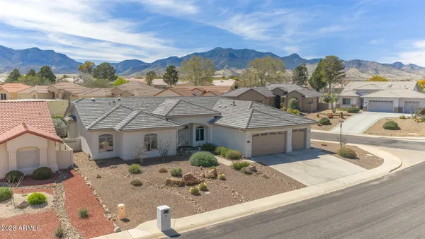 Property Slideshow image 3 of 58 | 2732 glenview dr, Sierra Vista, AZ, 85650