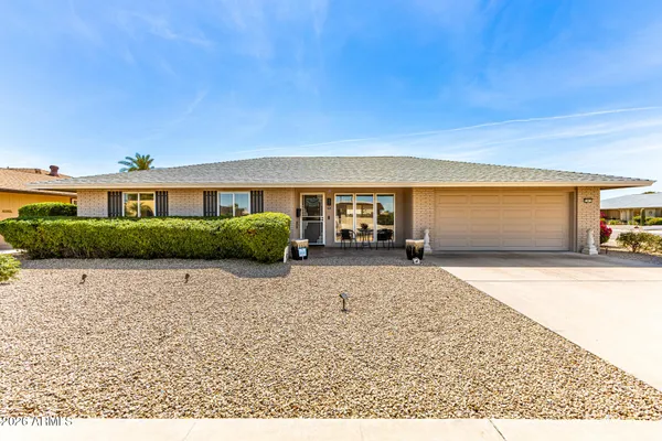 Property Slideshow image 2 of 35 | 13815 n cameo dr, Sun City, AZ, 85351