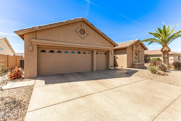 Property Slideshow image 3 of 109 | 9901 e crystal dr, Sun Lakes, AZ, 85248
